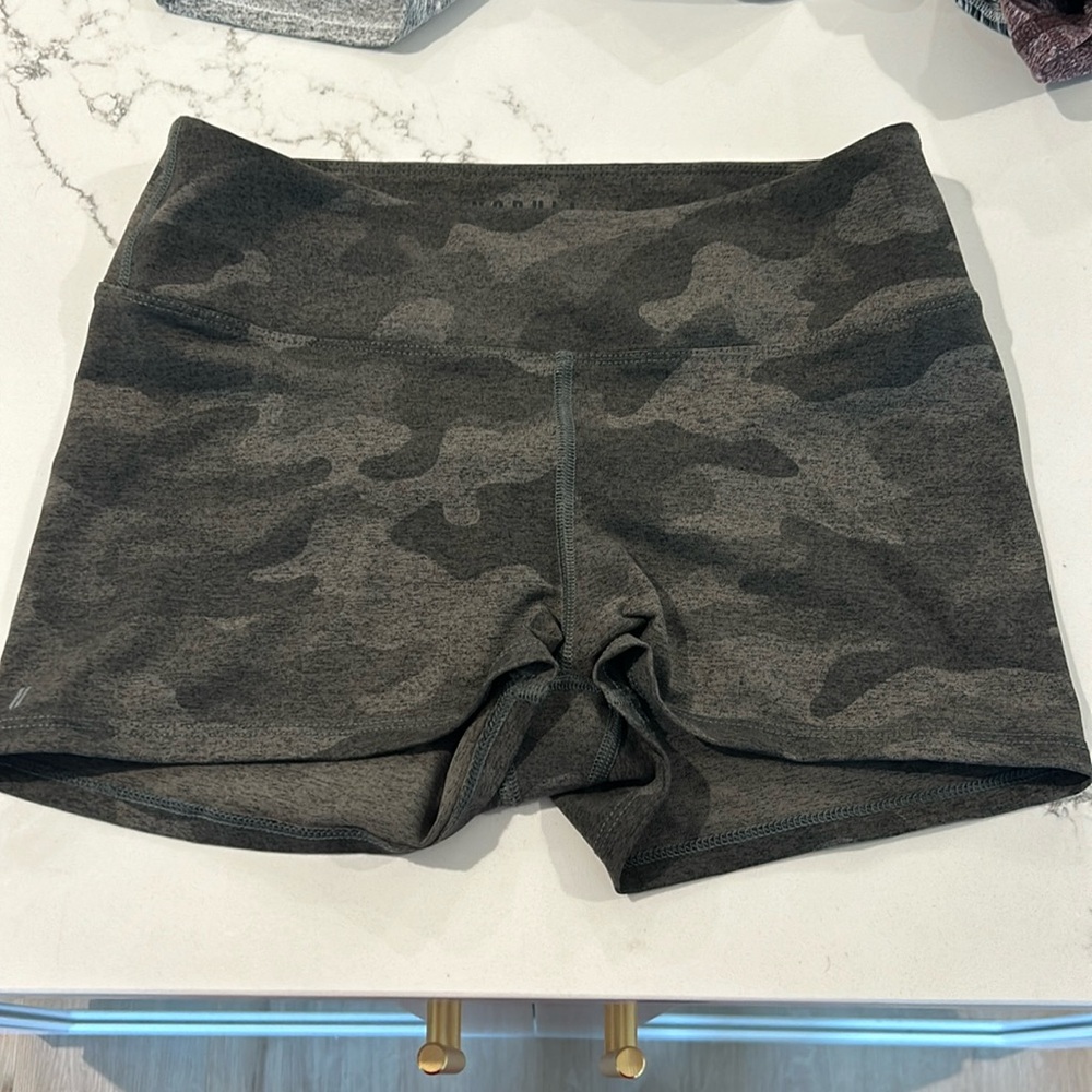 Nobull shorts